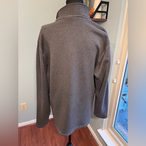 The North Face 1/4 Zip Fleece - Large - Picture 2 of 9
